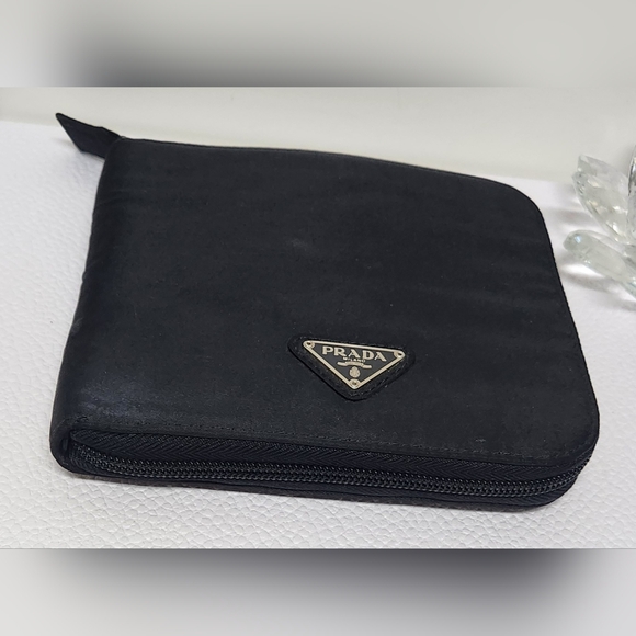 PRADA Nylon Zip Around Pouch Multipurpose SALE 🤑🤑🤑🤑🤑🤑🤑🤑🤑🤑🤑🤑🤑🤑 - Picture 2 of 14